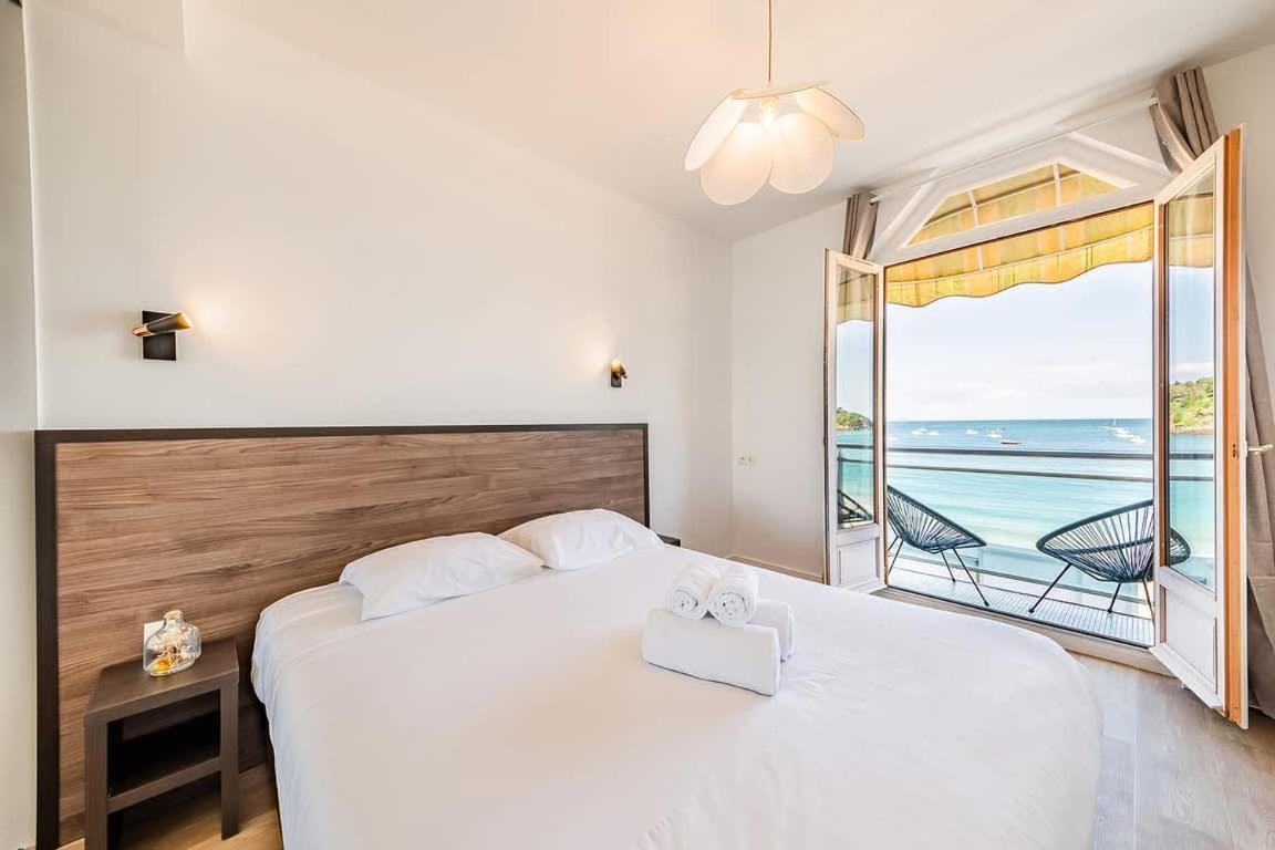 Les Pieds Dans L'Eau - Appartment 2 - Vue Mer Cancale Zewnętrze zdjęcie